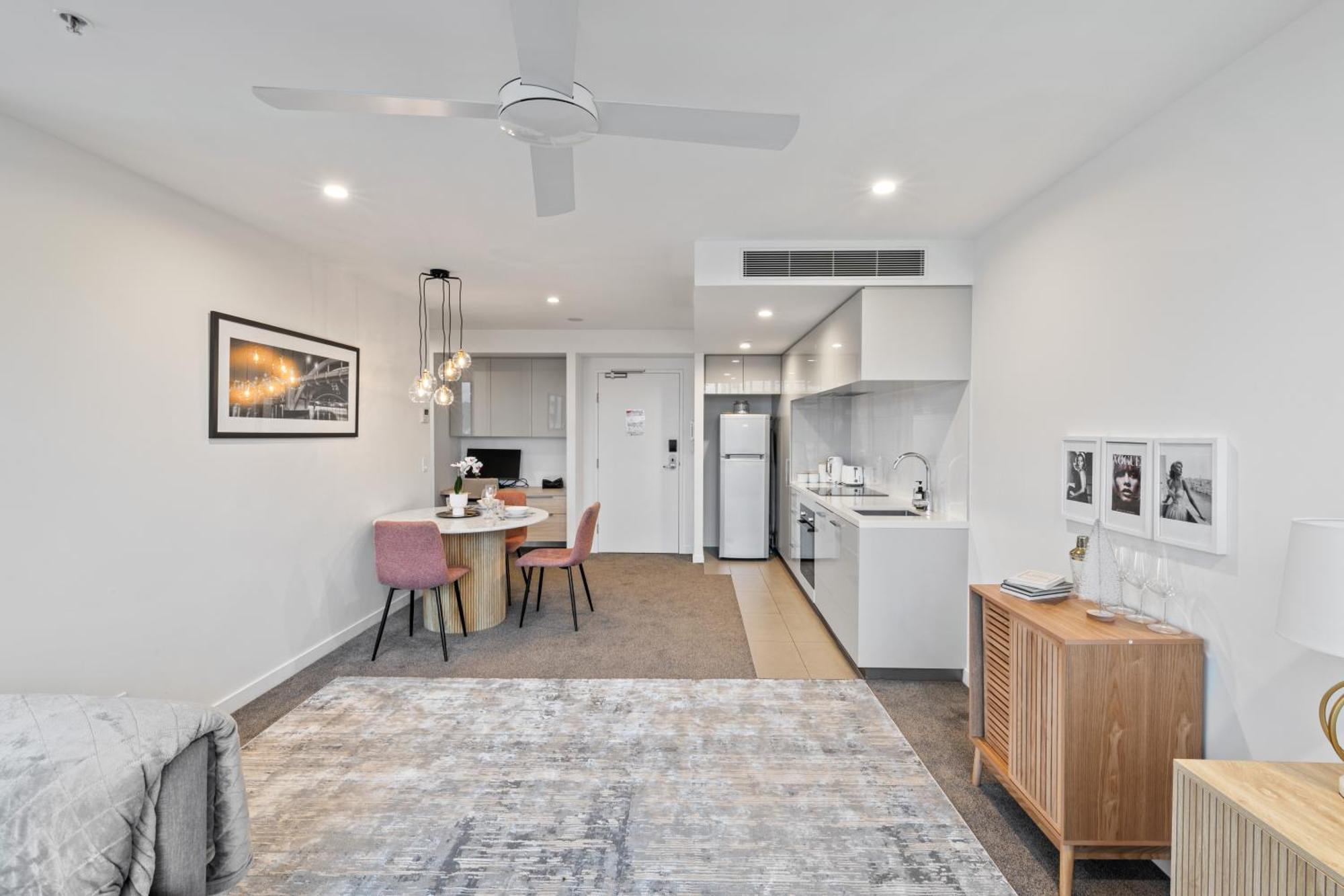 Hearty Milton Apartment *