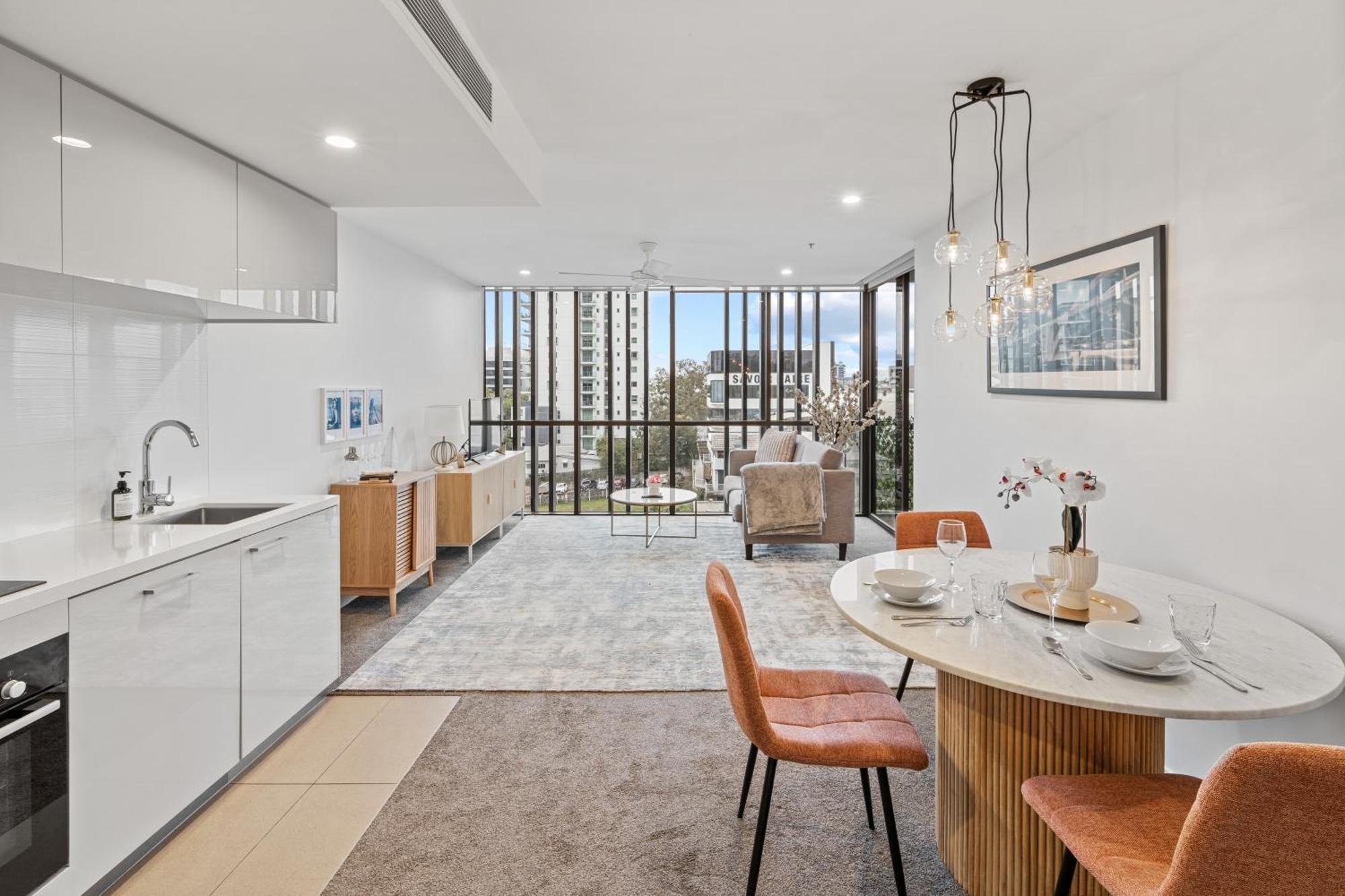 Hearty Milton Apartment
